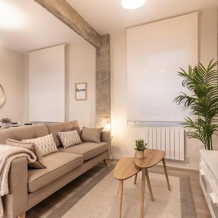 Recien Reformado Junto A Metro San Mames Appartement Bilbao Buitenkant foto