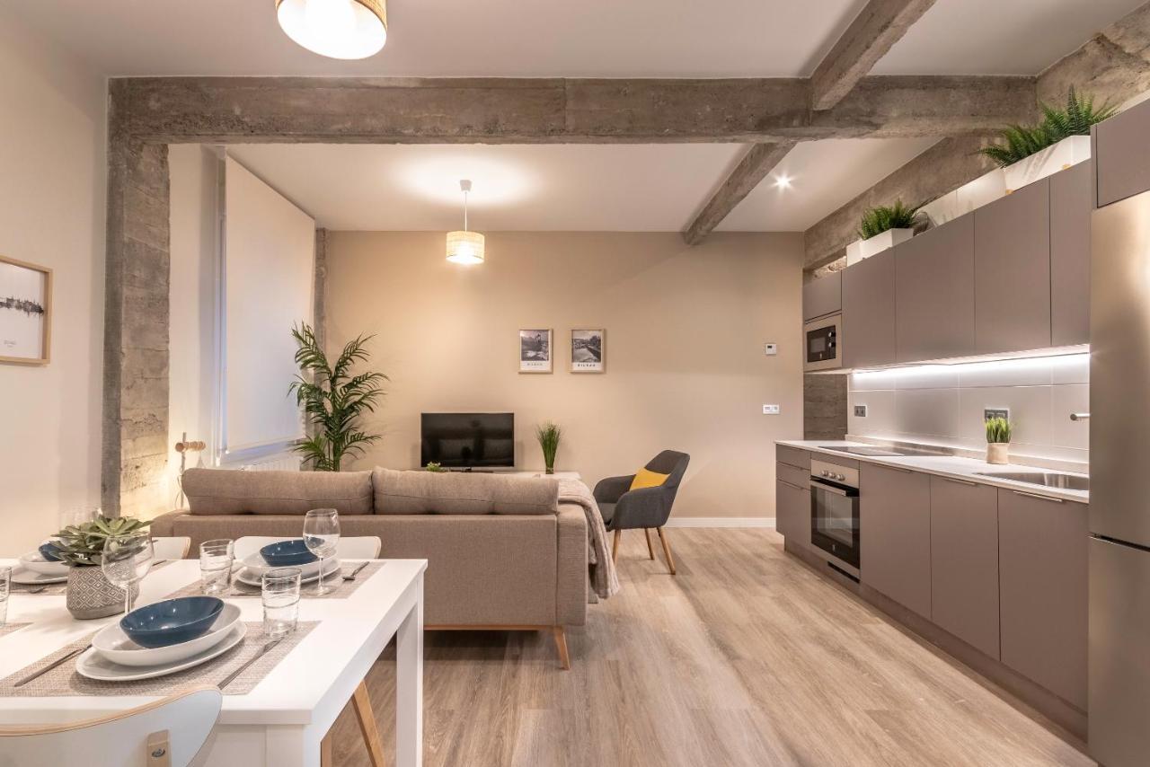 Recien Reformado Junto A Metro San Mames Appartement Bilbao Buitenkant foto