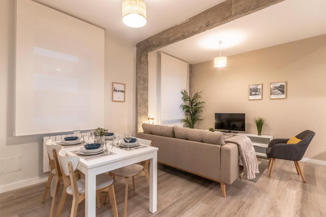 Recien Reformado Junto A Metro San Mames Appartement Bilbao Buitenkant foto