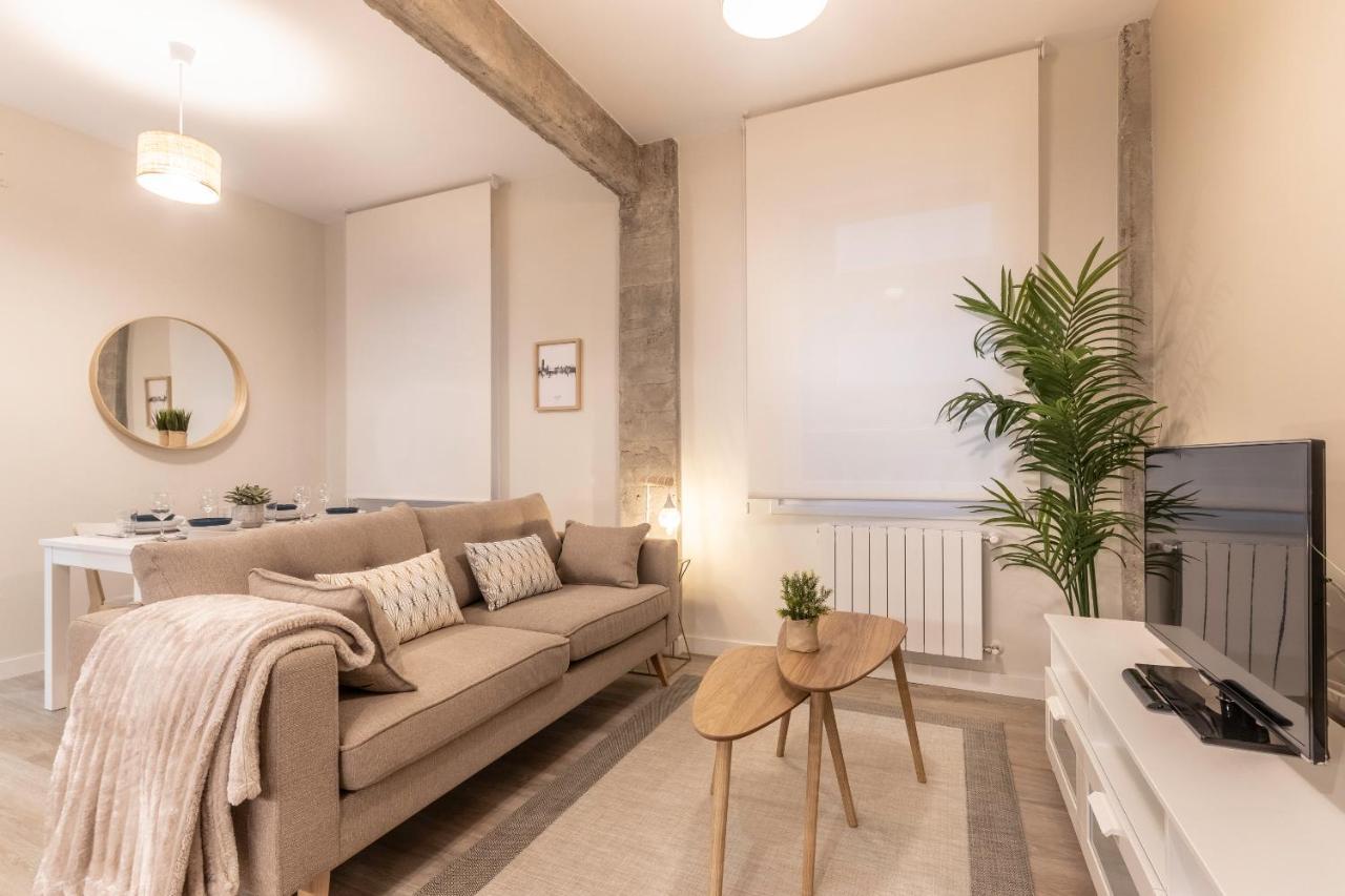 Recien Reformado Junto A Metro San Mames Appartement Bilbao Buitenkant foto